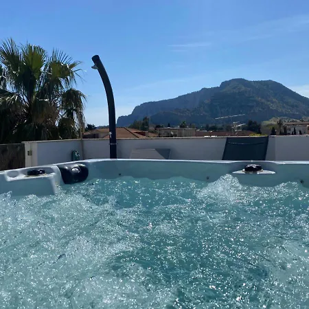 Flat With Jacuzzi - Casa Pia Apartment Mondello Exterior photo