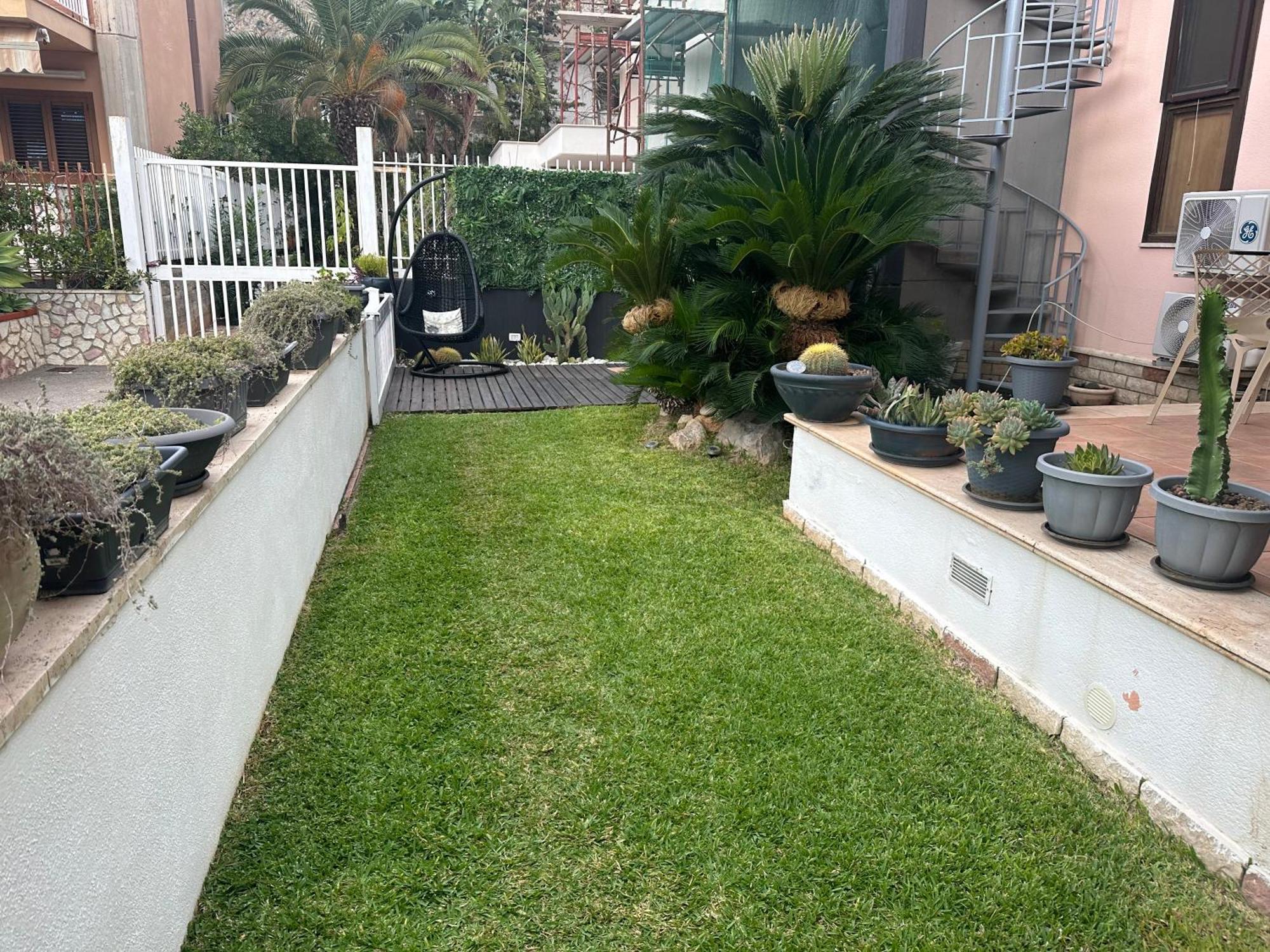 Flat With Jacuzzi - Casa Pia Apartment *